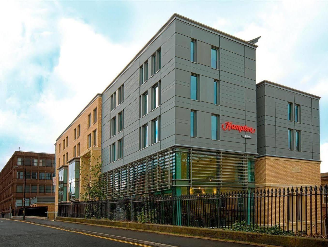Hampton By Hilton Hotel